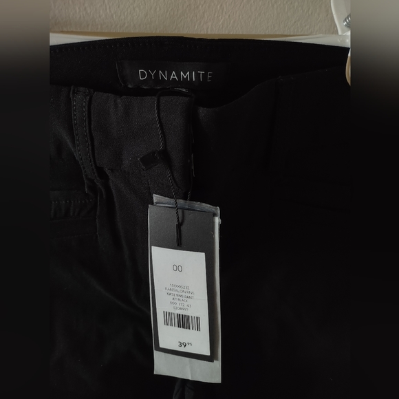 Dynamite Black Skinny Leg Dress Pants, size 00 NWT - Picture 3 of 3
